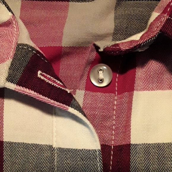 Allison Daley long sleeve/tab sleeve blouse - Picture 7 of 7